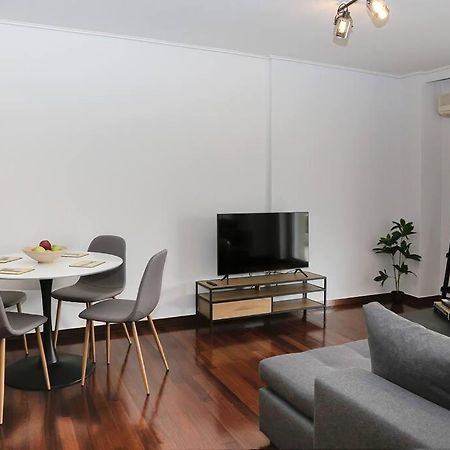 Charming Apartment Near Center 아테네 외부 사진