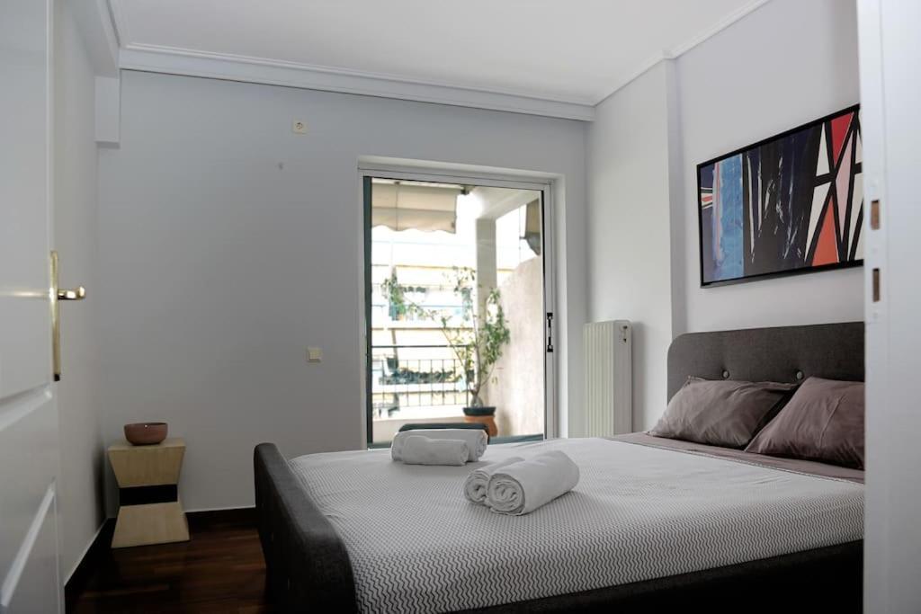 Charming Apartment Near Center 아테네 외부 사진
